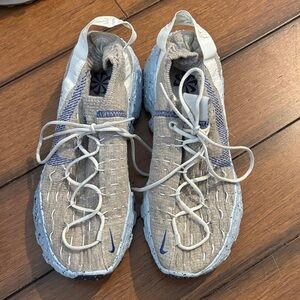 Nike Space Hippie 04